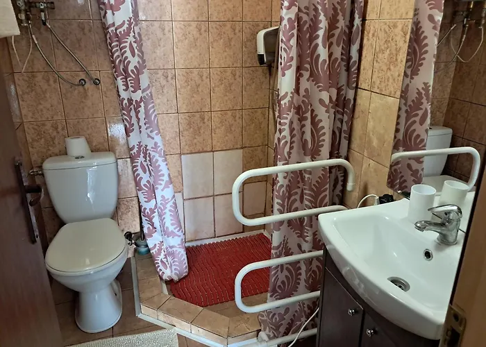 3min Walk To Business Center Daire